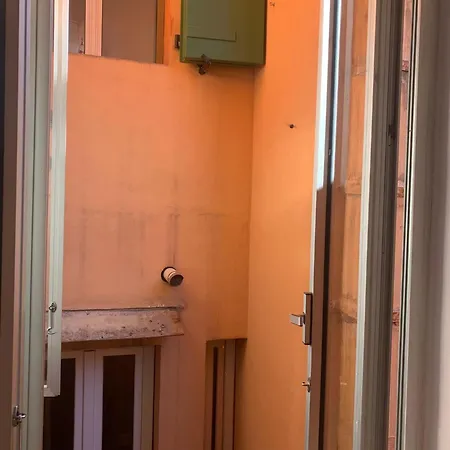 San Vitale Ottantatre Bologna