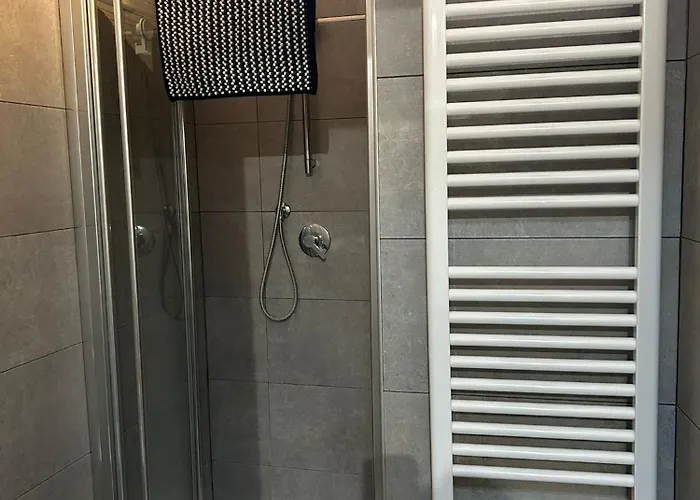 Bed & Breakfast San Vitale Ottantatre Bologna