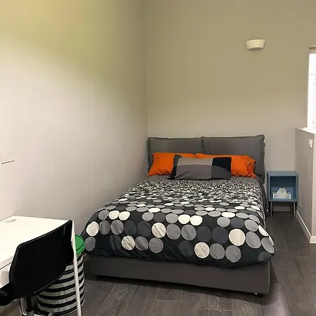 San Vitale Ottantatre Bed and Breakfast